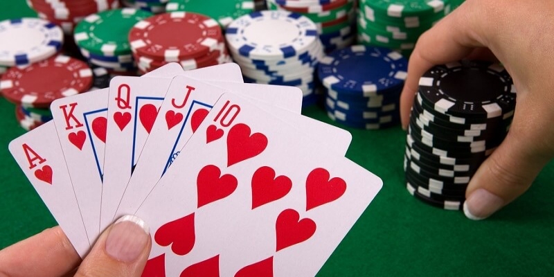 Cách xếp bài mạnh trong game Poker tại Dafabets